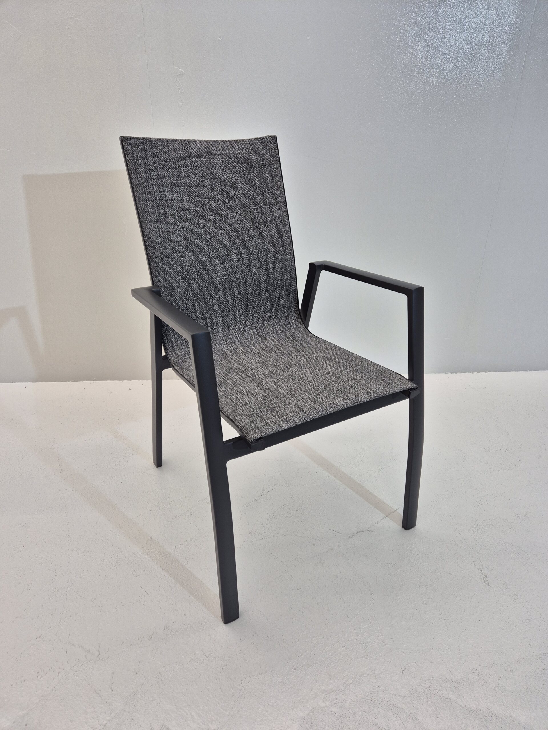 DALLAS Karmstol Antracit Aluminium Stolar DALLAS Karmstol Antracit Aluminium Stolar
